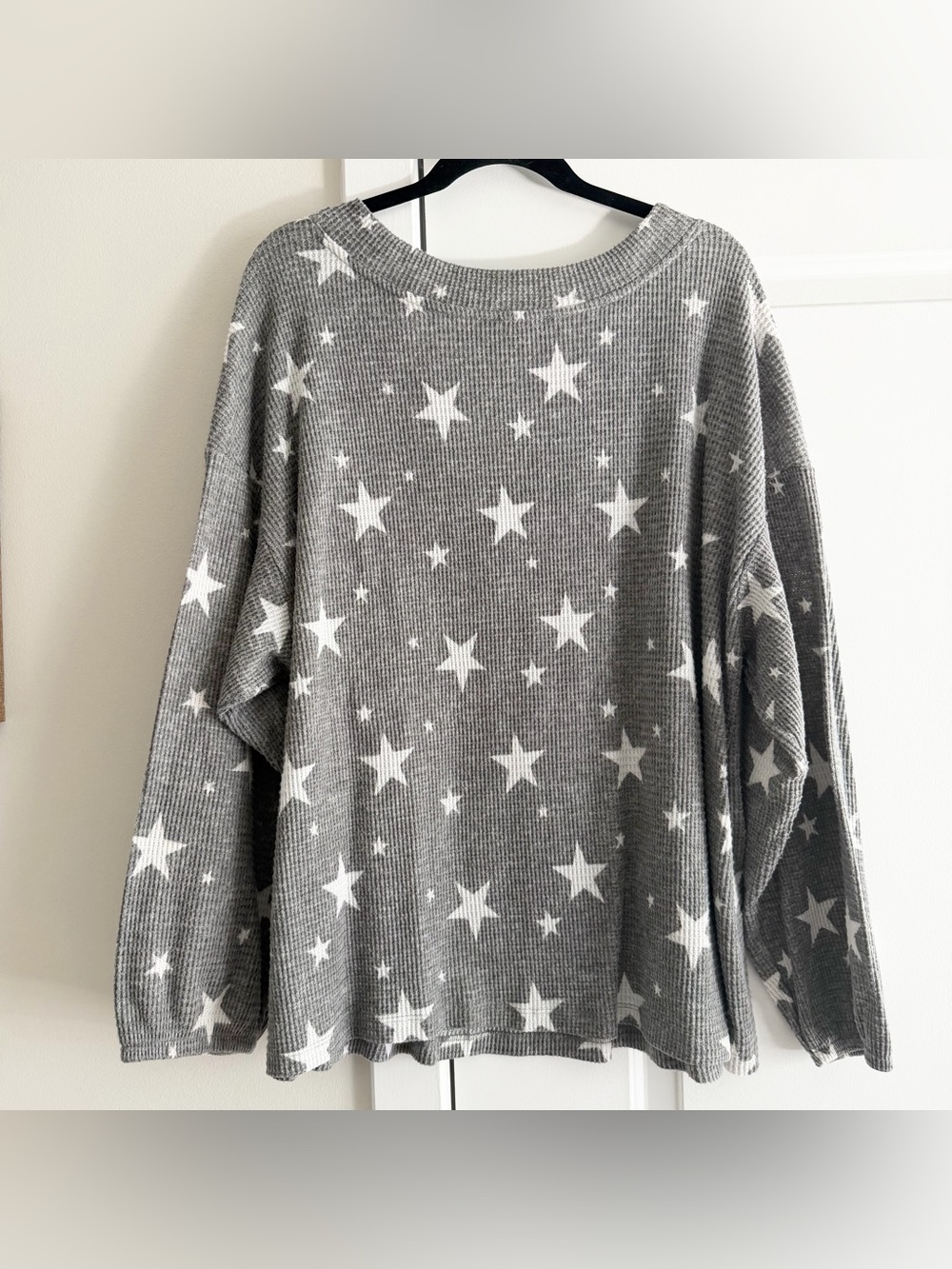 Lane Bryant Grey & White Star Patterned V Neck Pullover Sweater - Picture 2 of 5